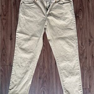 Levi's Skinny Jeans in Light Tan